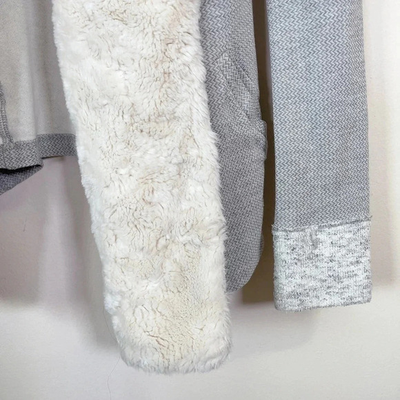 Anthropologie Saturday Sunday Open  Sherpa Cardigan - Picture 8 of 14